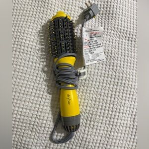 Drybar Single Shot Round Blow-Dryer Brush
